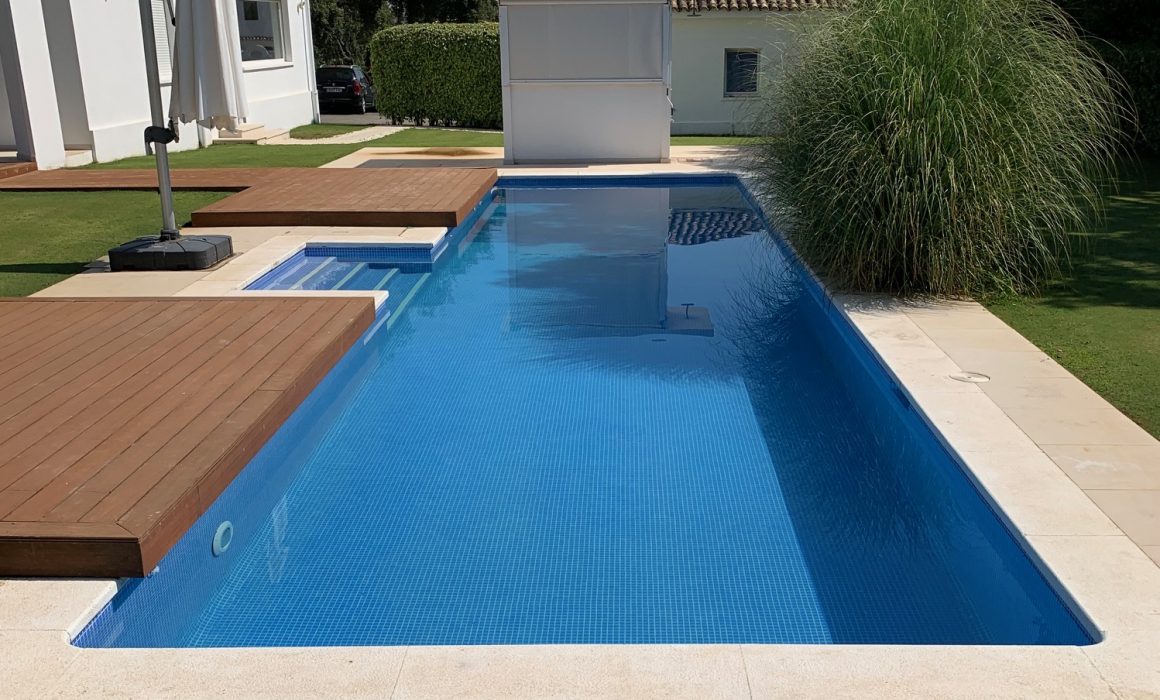 Newly Renovated swimming pool, San Roque